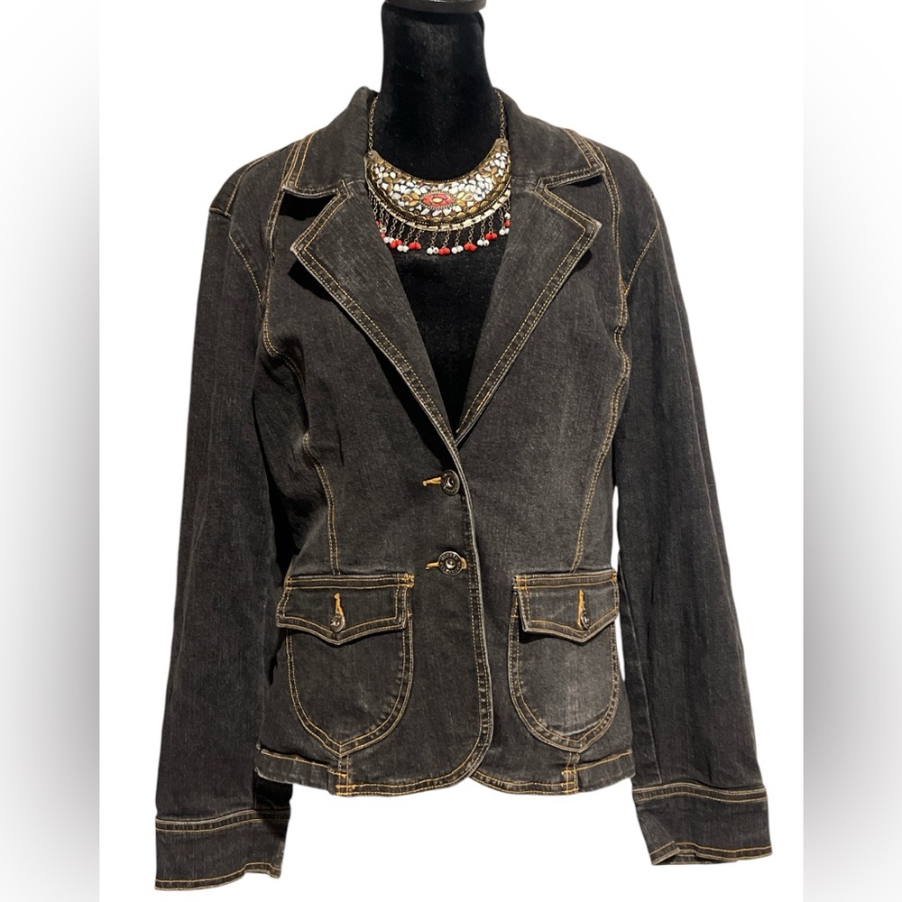 Gloria Vanderbilt vintage black denim jacket